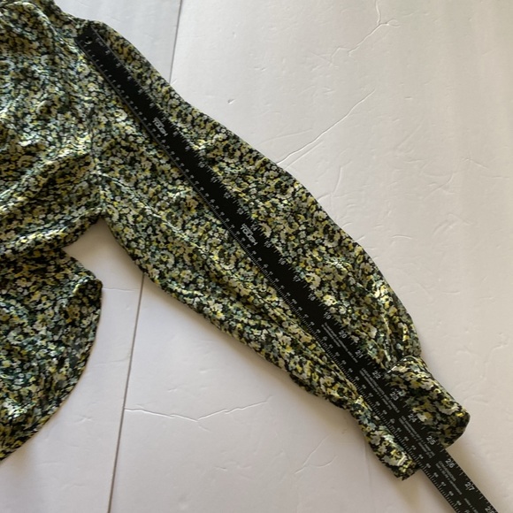 H&M‎ Floral Print Blouse - Picture 7 of 8